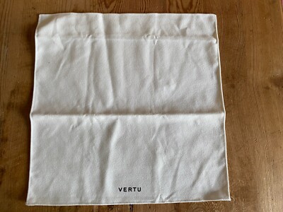 Used - Suede VERTU - 30 X 30 Cm - White - Used