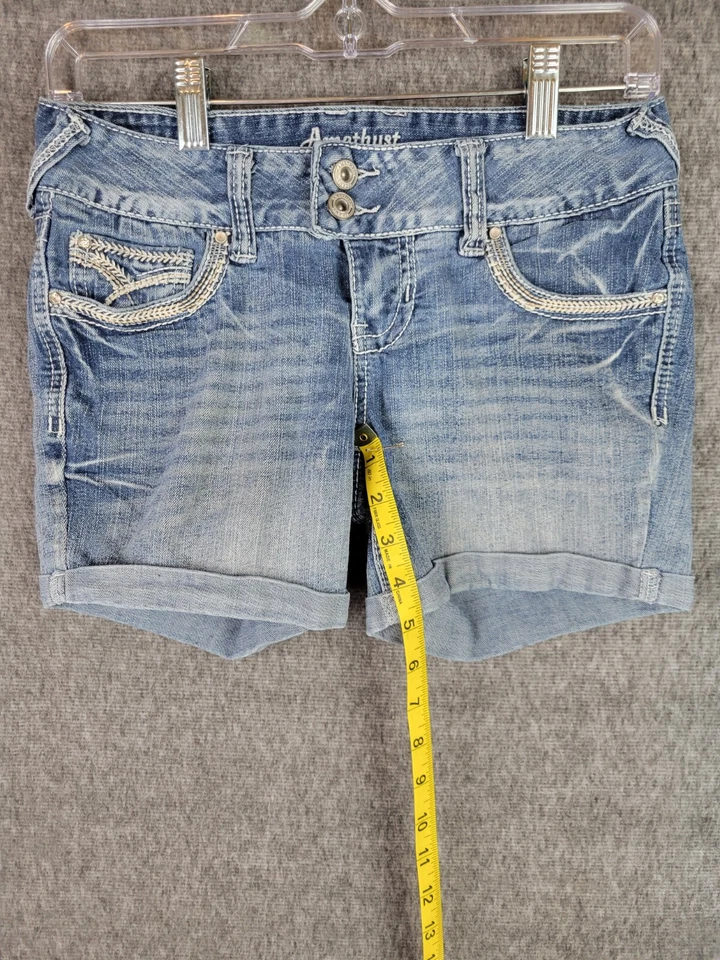 Pantalones cortos de mezclilla lavados claros Amethyst para mujer talla 3 Foto 4 de 4