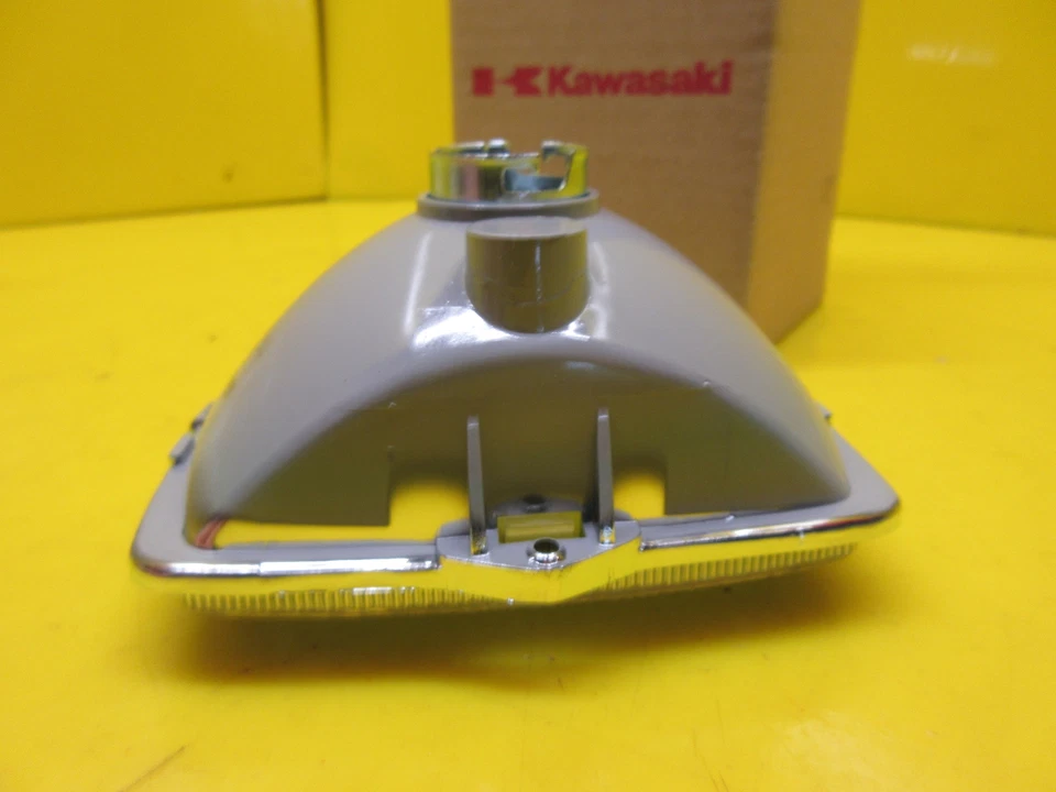NEW OEM KAWASAKI KDX 200/220/250 KLX 250/300/650 R HEADLIGHT LENS HOUSING  - Image 4 of 4