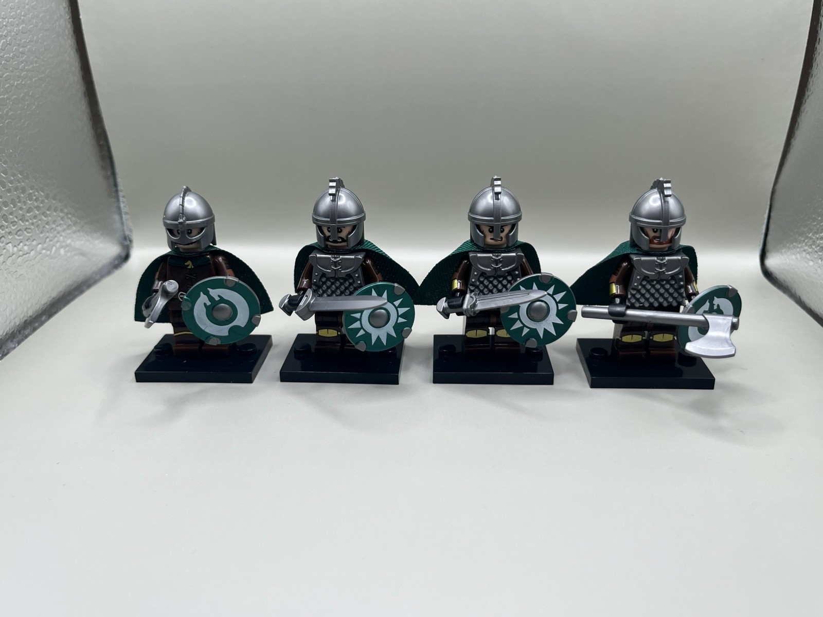 Set di 8: Minifigure LEGO Guerrieri di Rohan PERSONALIZZATE Il Signore degli Anelli foto 2