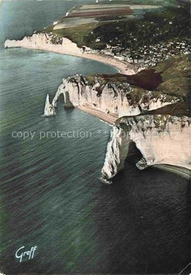 ETRETAT 76 Seine-Maritime Les Trois Portes et l'Aiguille vue aéri