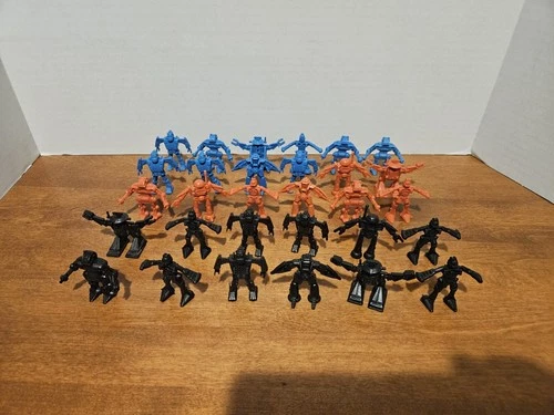 Vintage Arco Mini Rogun Robots Lot Of 30 1980’s