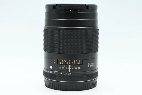 Contax 645 45mm f2.8 Zeiss Distagon T* Lens #940