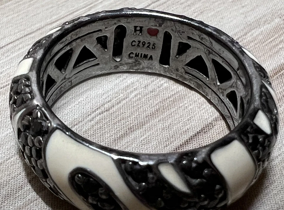 Designer Hidalgo Sterling Silver & White Enamel Black Pave CZ Band Ring, Size 5 - Image 4 of 4