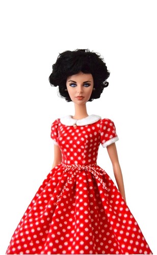 barbie pink and orange dress Barbie in a vibrant orange quinceaera or grand ballgown. #trending #love #instagram #fashionista #fashion