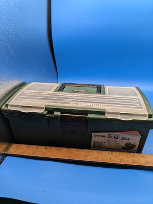 VINTAGE KETER BAIT BOX ONE TRAY TACKLE BOX 13.5'' LONG WITH MISCELLANEOUS TACKLE