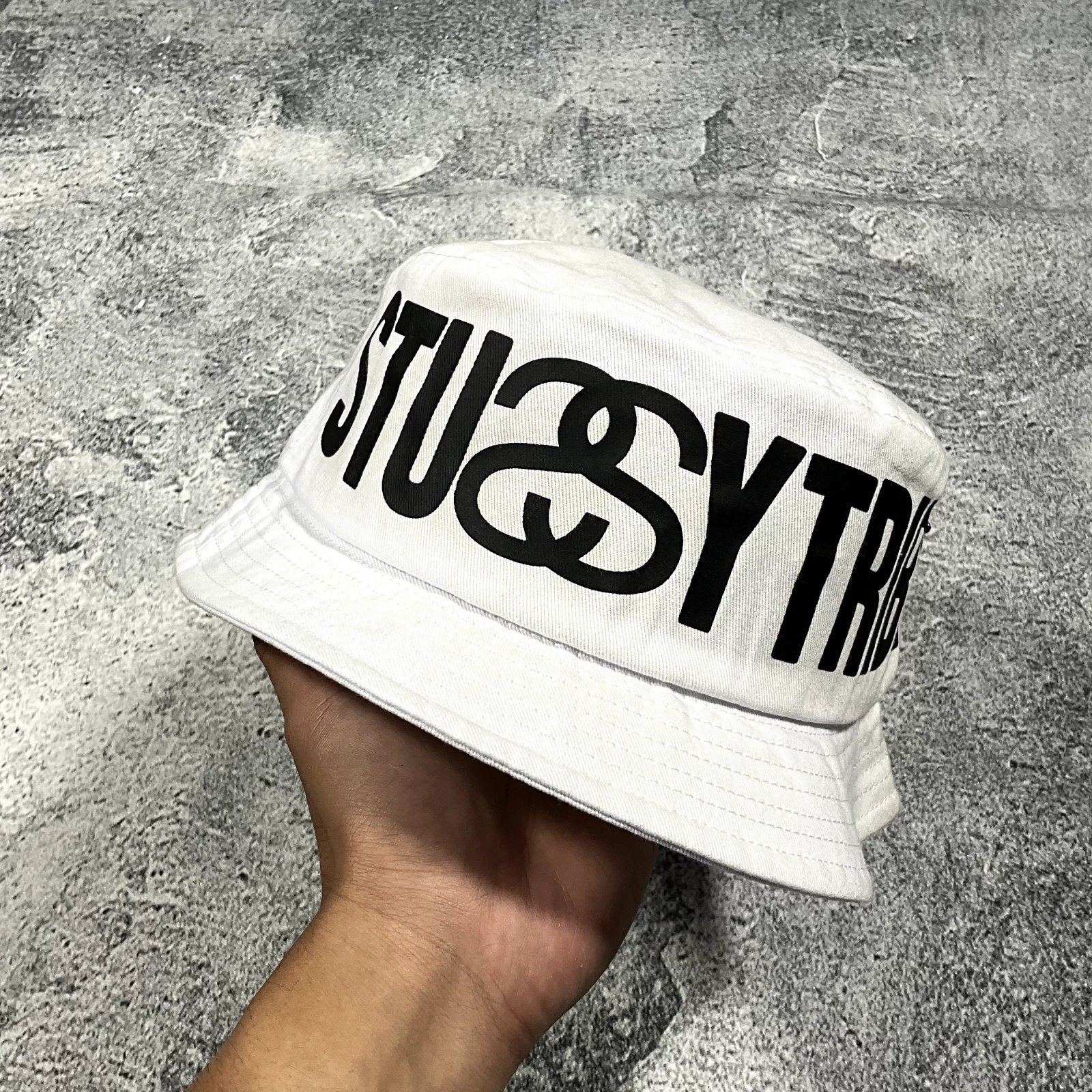 STUSSY TRIBE BUCKET HAT IN WHITE - L/XL SUMMER CAMPING OUTDOOR Y2K