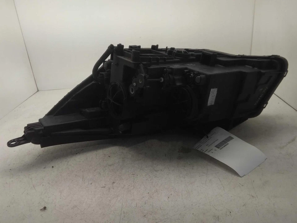 Used Right Headlight Assembly fits: 2017 Kia Sorento halogen bulb type LED accen Foto 3 de 4