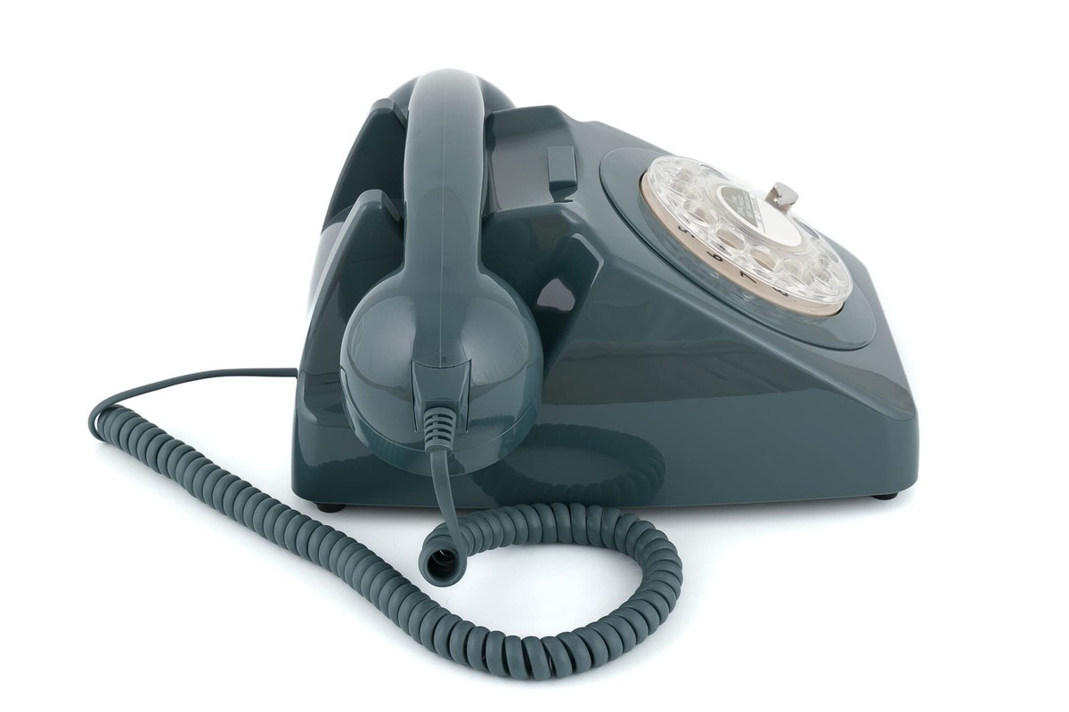 GPO 746 Rotary 1970s-style Retro Landline Phone - Curly Cord