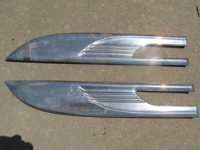 1952 Pontiac  front fender  trim Moldings