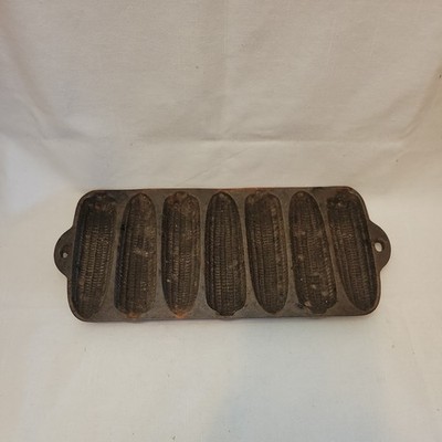 Vintage Cast Iron Corn Stick Pan 7 Ear Cornbread Mold Wagner Unmarked USA