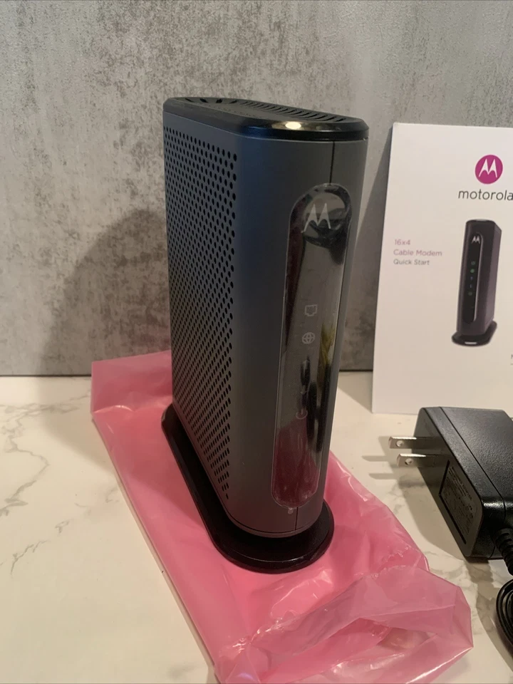 Motorola MB7420 16x4 Cable Modem 686 Mbps DOCSIS 3.0 - Image 2 of 4