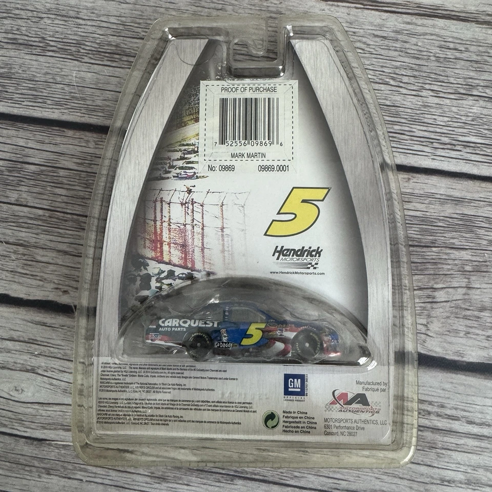 2010 Mark Martin #5 COT Diecast Car Quest 1/64 Winners Circle NEW - Image 4 of 4