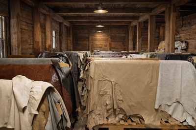 Premium Top Grain Leather Hides | 4-6 oz | 36+ Sq. Ft.