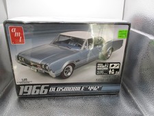 1/25 SCALE AMT 1966 OLDSMOBILE 442 689