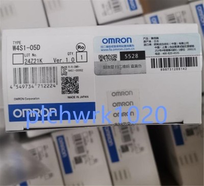 1 PCS NEW IN BOX   W4S1-05D switch #cv