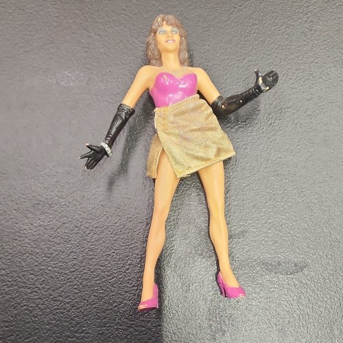 Miss Elizabeth LJN with original skirt.   WWE WWF...