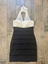 Women’s Elegant Party Dress Size Medium. Halter / Strapless