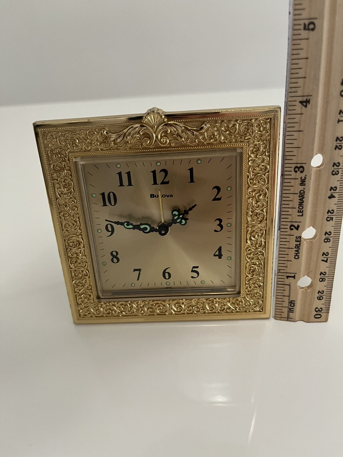 Vintage Bulova Wind Up Alarm Clock Glow In Dark Nightstand Desk Works