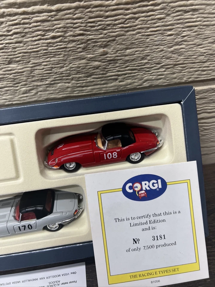 Corgi 97701; The Racing E Types Set; 2x Jaguars: Ivory Red; Excellent Boxed - Image 3 of 4
