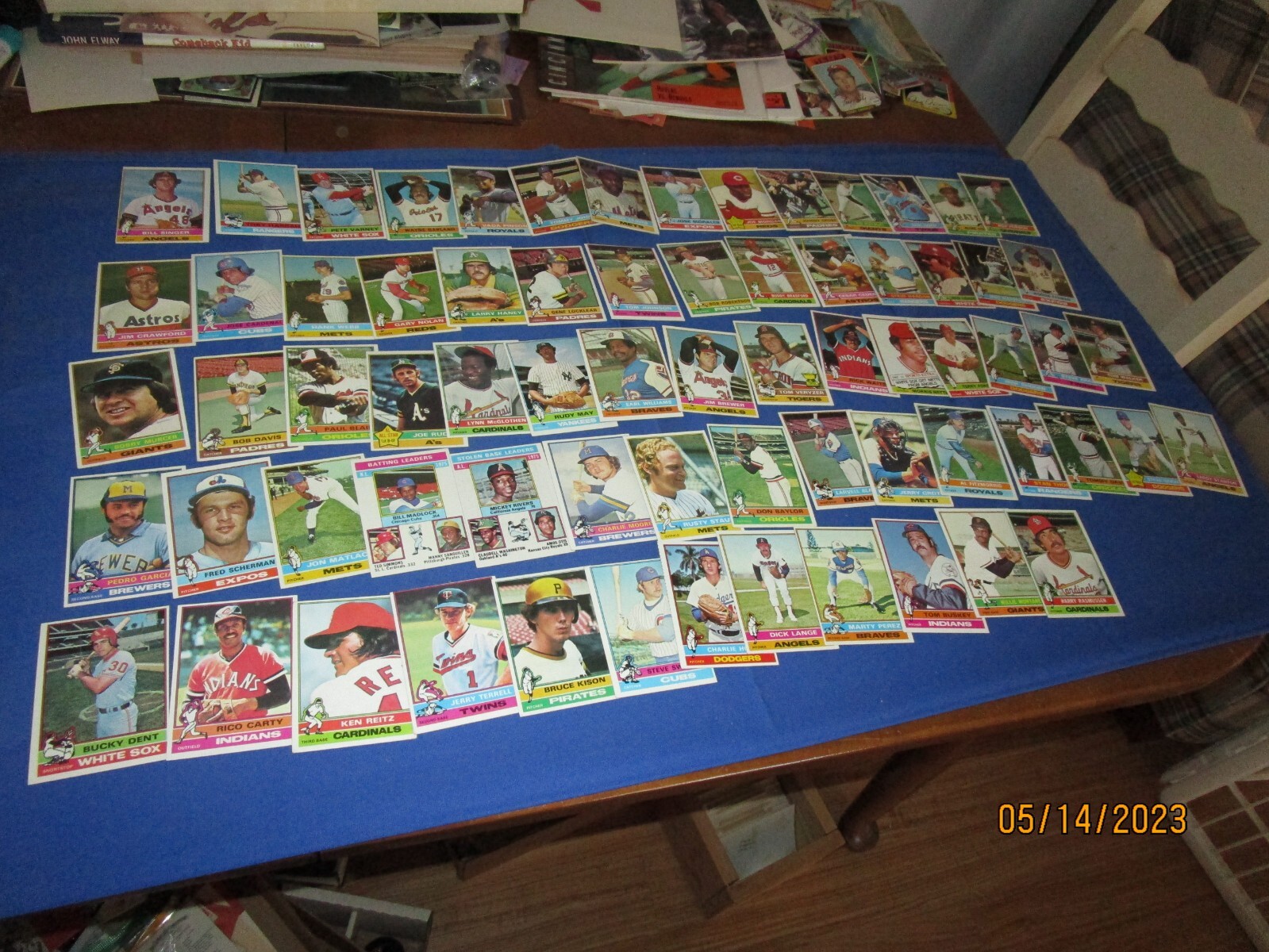 1976 Topps Baseball Card Lot Light To Slightly Moderate Overall Wear