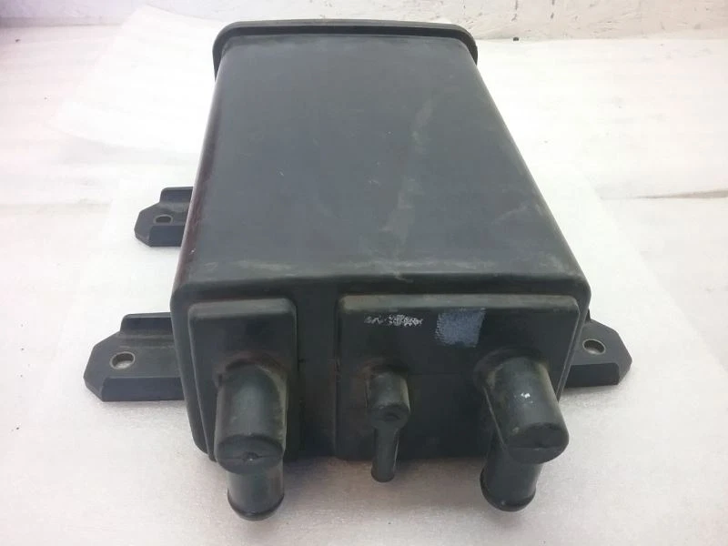 Fuel Vapor Charcoal Canister 2000 MAZDA 626 4-10-14P - Image 3 of 4