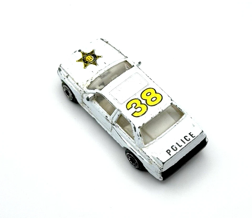 Vintage Welly BMW M3 325i Police #38 Car Diecast 1:64 Scale Model - Image 3 of 4