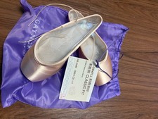 Gaynor Minden Pointe Shoes Made in the USA 5M 4Box Very Flexible in Purple Bag