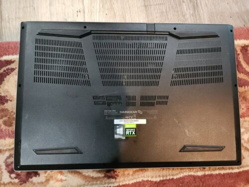 MAINGEAR Vector Pro 14" i7-11800H 2.3GHz 32GB RAM 1TB SSD GeForce RTX 3070 - Picture 3 of 6