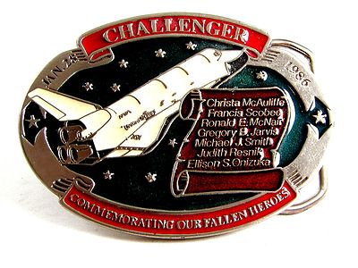 Boucle De Ceinture Commémorative Challenger – 28 Janvier 1986 – Hommage Aux Héros – Modèle 12022013 – Occasion Bon état
