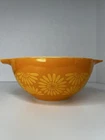 Vintage Pyrex Yellow Sunflower Daisy #442 Cinderella Nesting Mixing Bowl 1 1/2qt