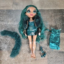 Rainbow High Jewel Richie Emerald Green MGA 2022 Series 4 Doll with Vitiligo