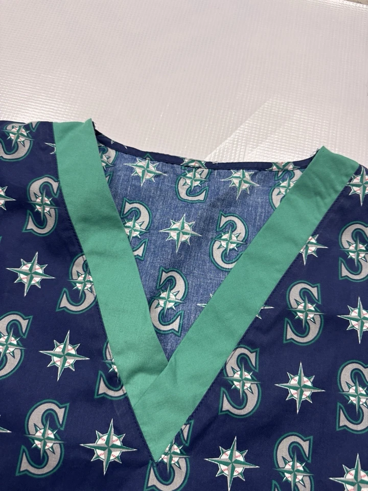 Seattle Mariners Handmade Scrub Top L/XL  Cotton Logo - Image 2 of 4