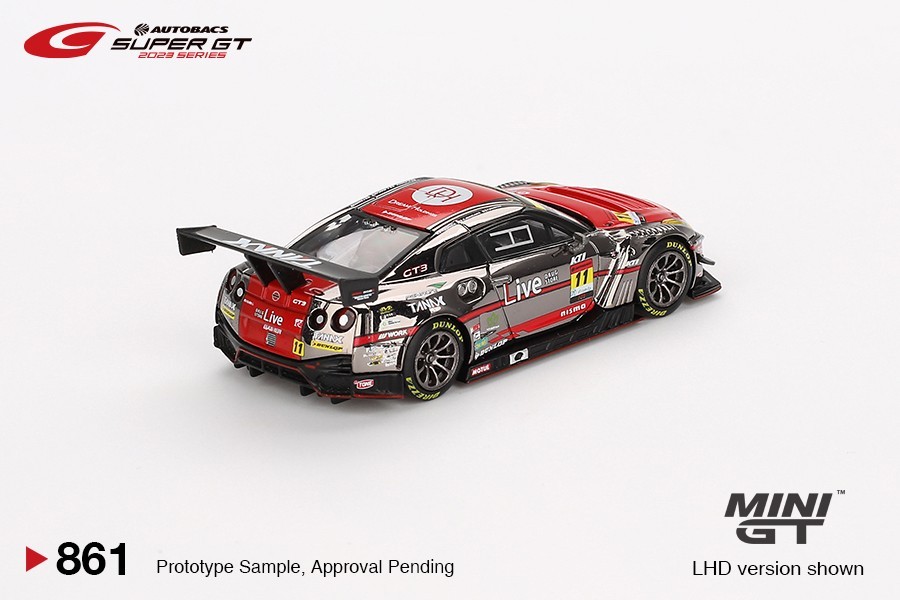 MINI GT Nissan GT-R Nismo GT3 1/64 日産✨ Mini GT 1:64 Nissan GT-R NISMO GT3 #11 