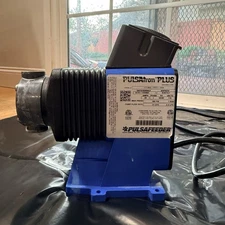 PULSAtron PLUS T7 Series electronic metering pump, with Integrated Controller