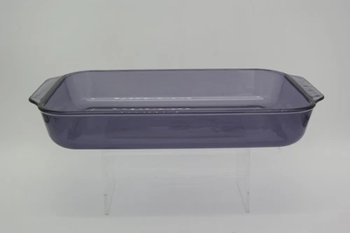Pyrex  Amethyst Purple  Baking Dish 233-R 3qt 13x9x2 Vintage 1990s