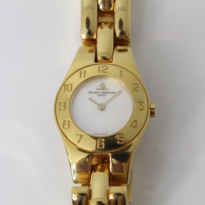 BAUME & MERCIER Linie aus 18Kt Gelbgold Zifferblatt Perlmutt Ref. MV045201