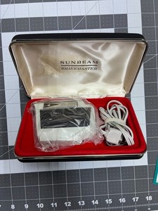 Vintage Sunbeam Model 780 Shavemaster Electric Shaver New In Box Never Used