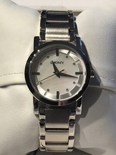 DKNY Ladies Watch NWT All Stainless Steel Silver Colour Mother Of Pearl Crystals
