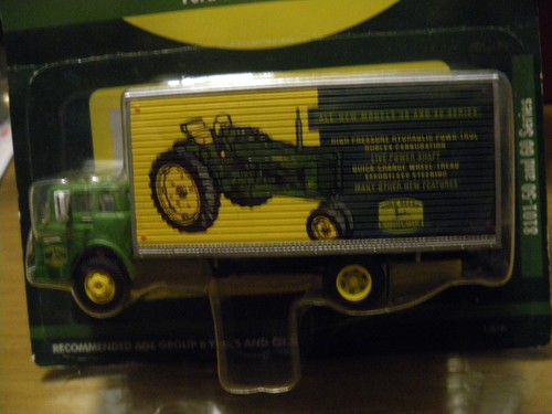 Athearn: John Deere: Ford C-Series Truck: 8101-50 and 60 Series *actual shipping - Picture 2 of 3