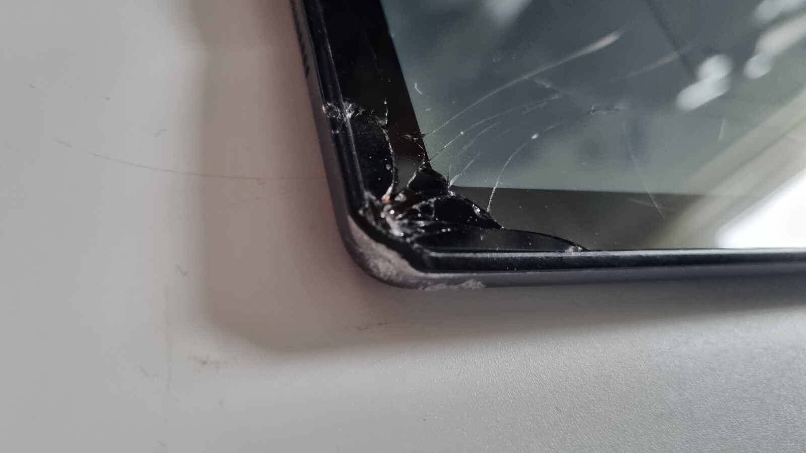 Samsung Galaxy Tab A7 SM-T500 32GB, Wi-Fi, 10,4 Zoll - schwarz - Bild 4 von 5