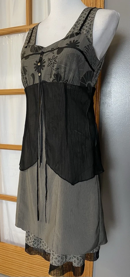 Vtg Junior’s Layered Dress Sz 1 Gray Mesh Overlay Peasant Lagenlook Boho - Image 2 of 4