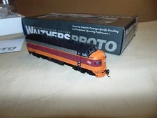 WALTHERS PROTO HO 920-49508 MILWAUKEE ROAD FP7   DIESEL  + BOX
