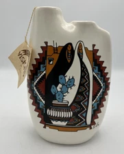 Native American Motif Vase Visions by Earthtones Tucson Arizona Tu-oti 7 1/2"