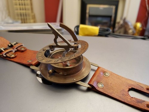 Sun Dial Leather Watch Brass Compass Leather Old Gold Lustre Unusual UK - Picture 8 of 8