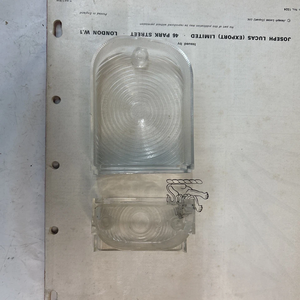 Austin A55 MK II Morris Oxford Series V NOS Lucas L630 Front/Side Indicator Lens - Image 4 of 4