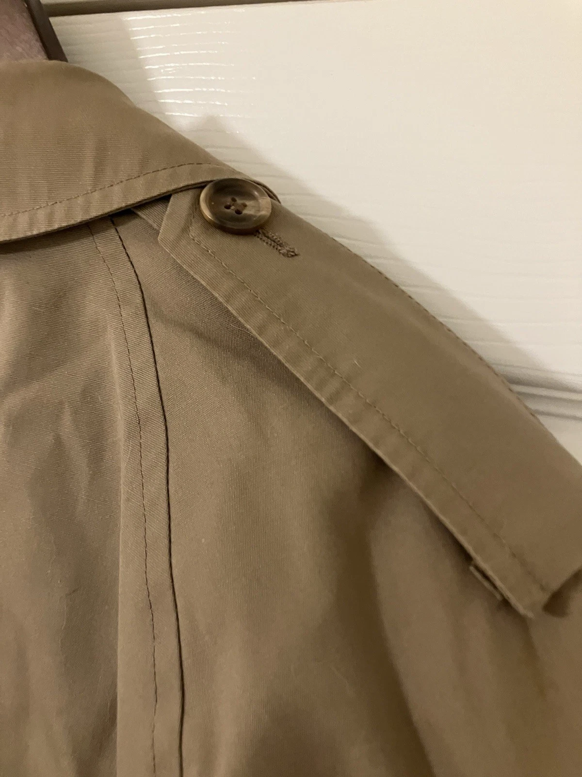 Vintage London Fog Maincoat Trench Coat Beige Men’s 40R Zip Lining image 4