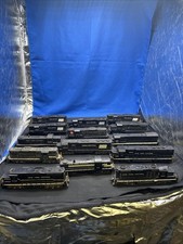 Big Lot Of 14 Untested Ho Scale Diesel Locomotives 