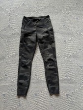 Athleta Camo Contender Leggings - Green Camoflauge - Small