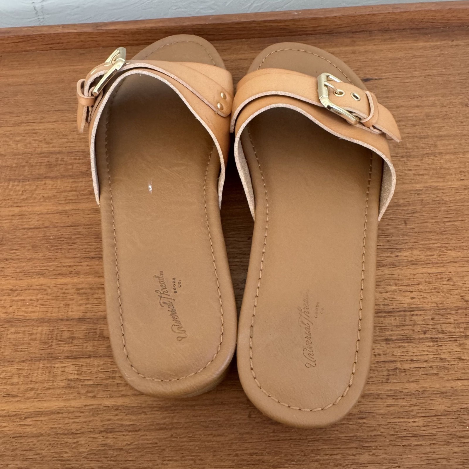 Universal Thread Platform Sandal Size 7 - image 6